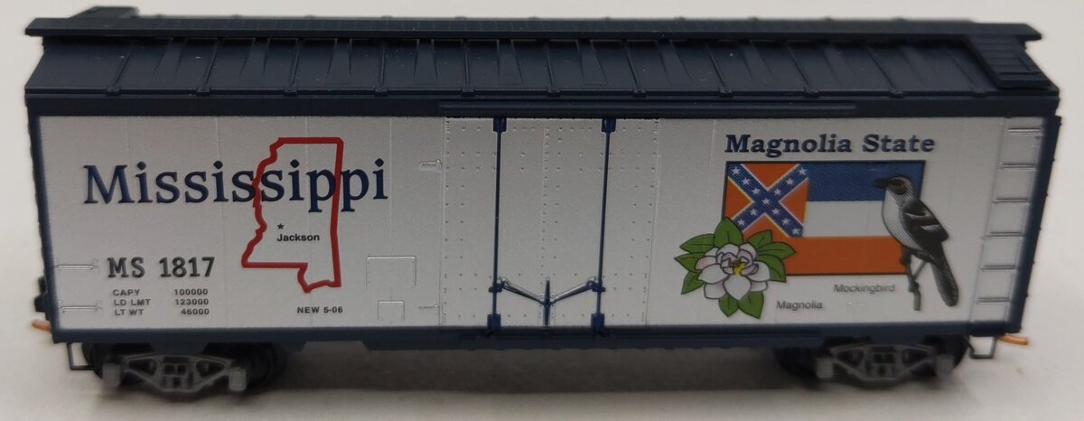 Micro-Trains 02100401 N Mississippi State 40' Standard Plug Door Boxcar #1817 LN