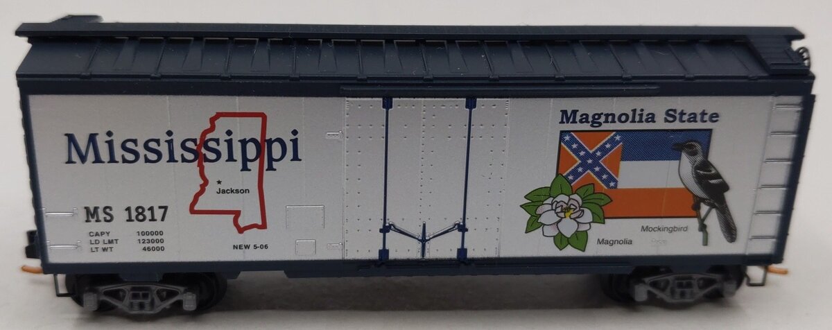 Micro-Trains 02100401 N Mississippi State 40' Standard Plug Door Boxcar #1817 LN