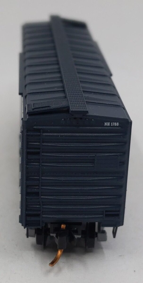 Micro-Trains 02100404 N Scale New Hampshire State 40' Plug Door Boxcar #1788 LN