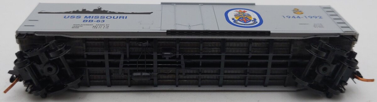 Micro-Trains 03800401 N Navy Series U.S.S Missouri 50' Standard Boxcar #BB-63 LN