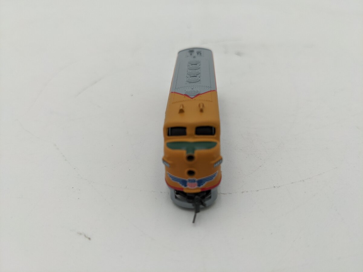 Micro-Trains 98001010 Z Scale UP Powered F-7 A Unit Diesel #1469 EX/Box