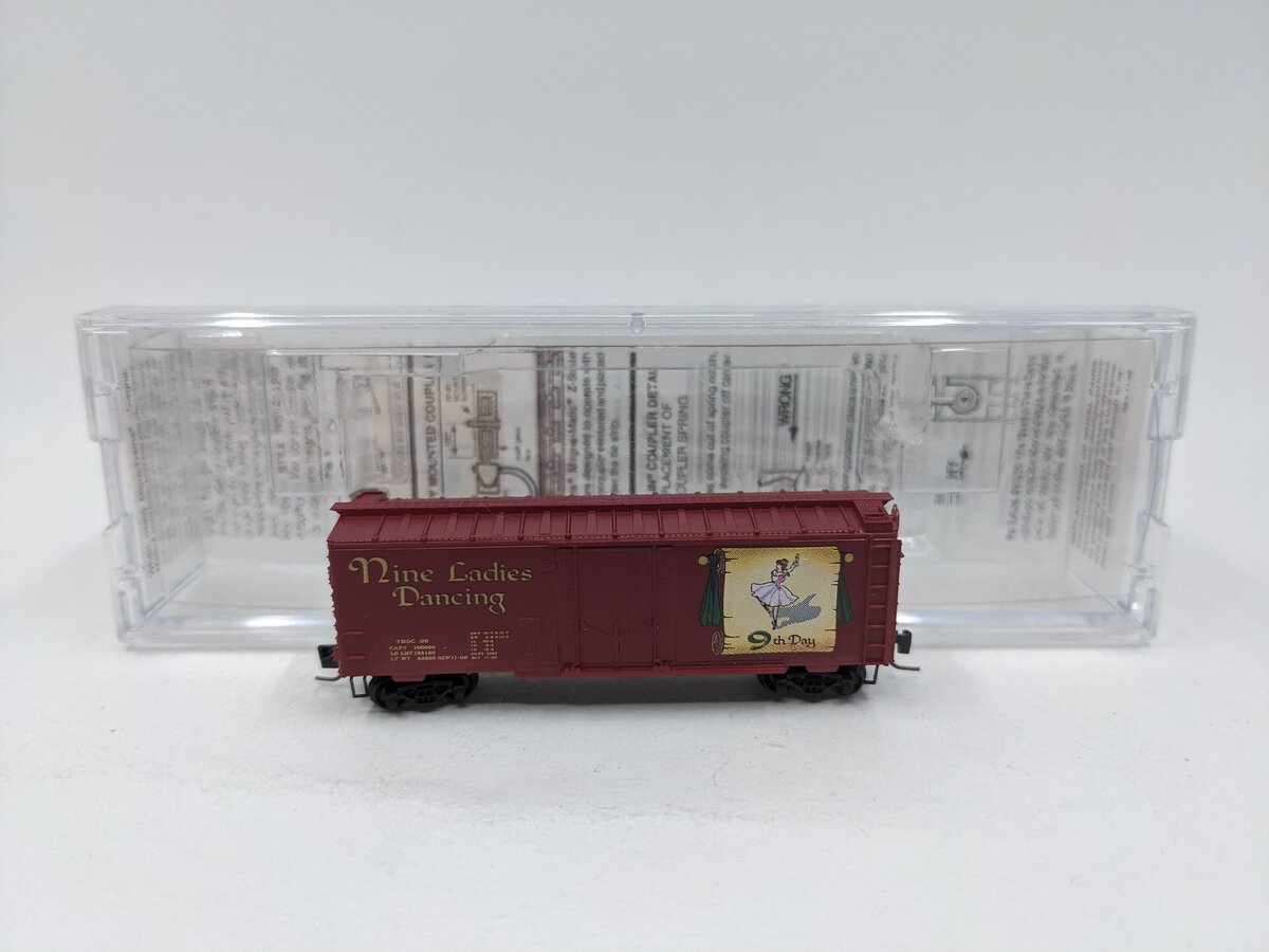 Micro-Trains 50200390 Z 9th Day Nine Ladies Dancing 40' Plug Door Box Car #09 EX/Box