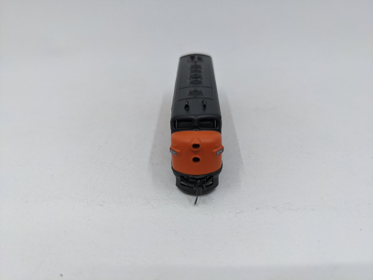 Micro-Trains 14014-2 Z Scale The Milwaukee Road F7 Locomotive #83C EX/Box