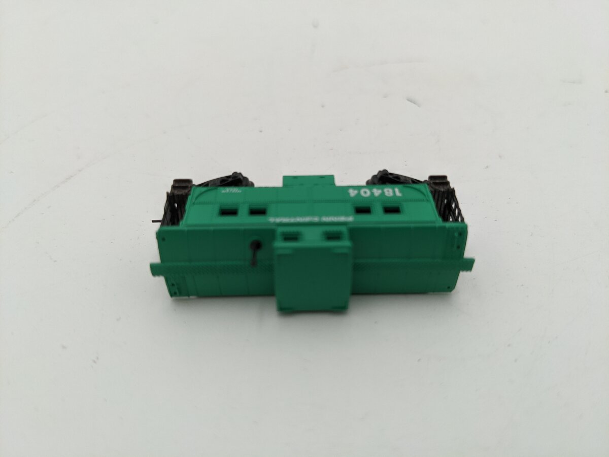 Micro-Trains 14706-2 Z Scale Penn Central Caboose # 18404 EX/Box