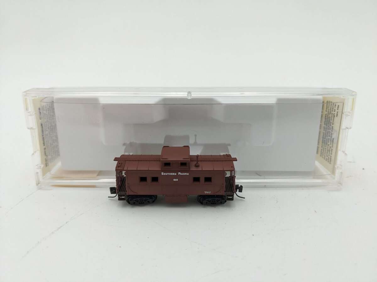 Micro-Trains 14711-2 Z Scale Southern Pacific Caboose #602 EX/Box