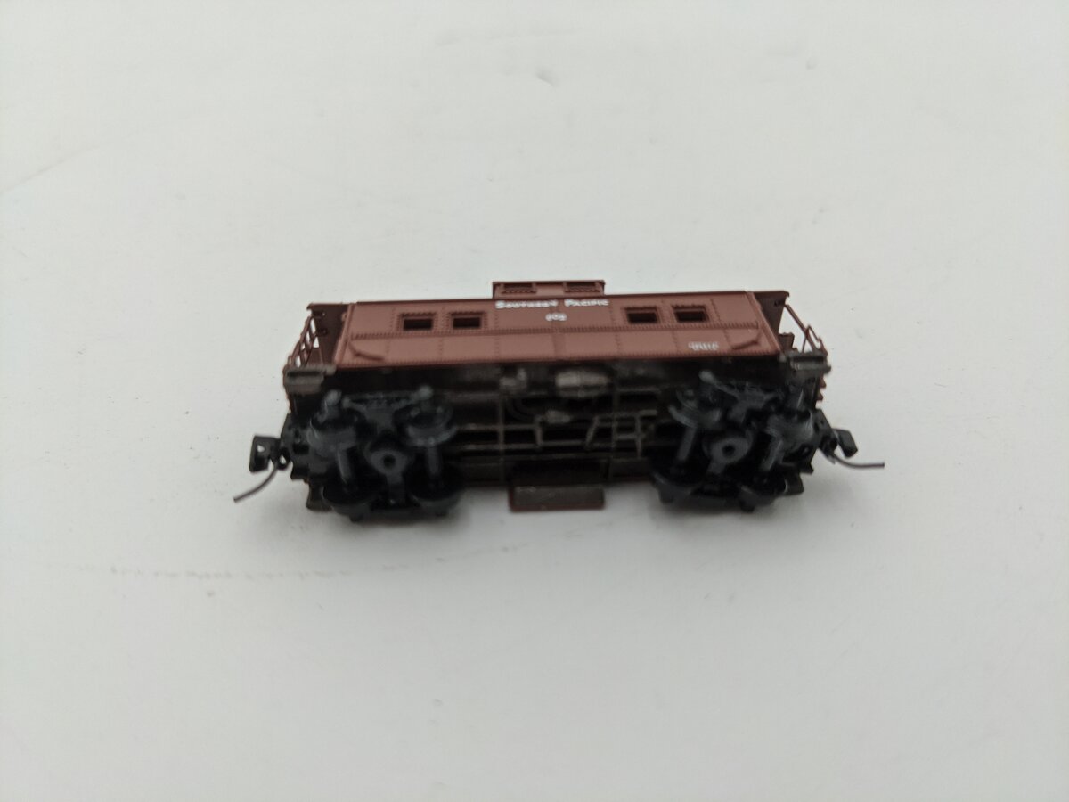 Micro-Trains 14711-2 Z Scale Southern Pacific Caboose #602 EX/Box