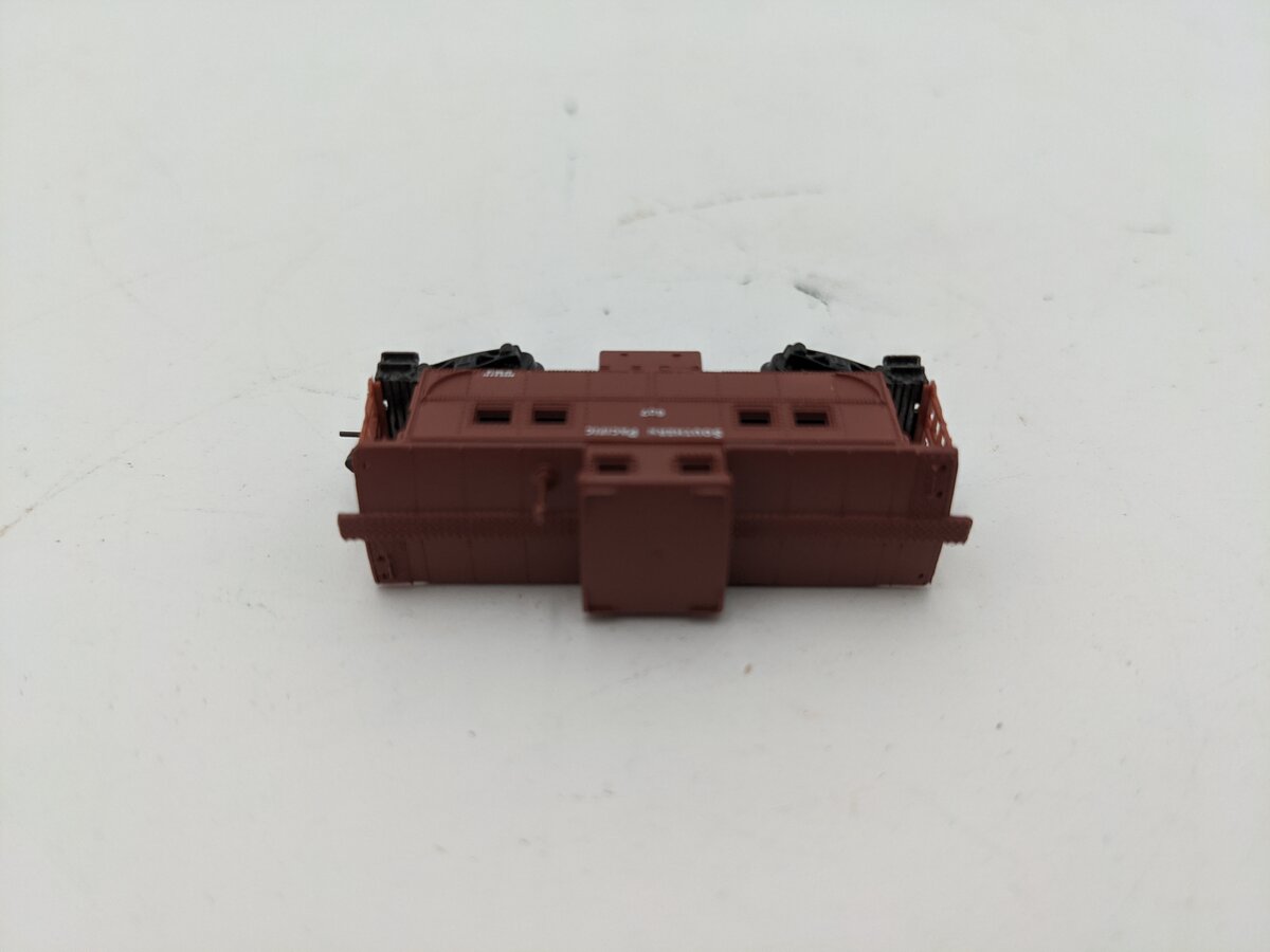 Micro-Trains 14711-2 Z Scale Southern Pacific Caboose #607 EX/Box
