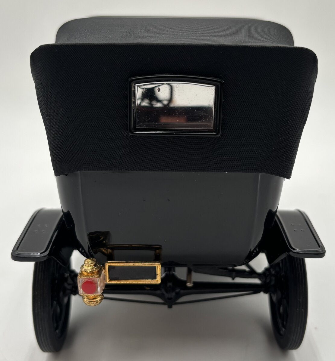 Franklin Mint B11SB49 1:16 1913 Ford Model T in Black EX