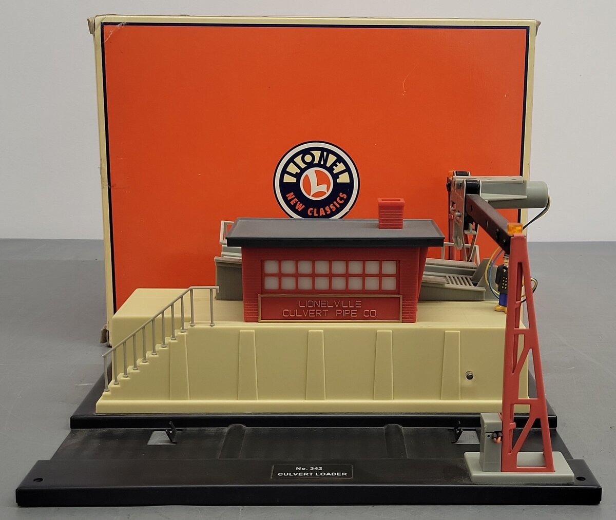 Lionel 6-12982 O Gauge Operating Culvert Loader (No culverts or Remote) EX/Box