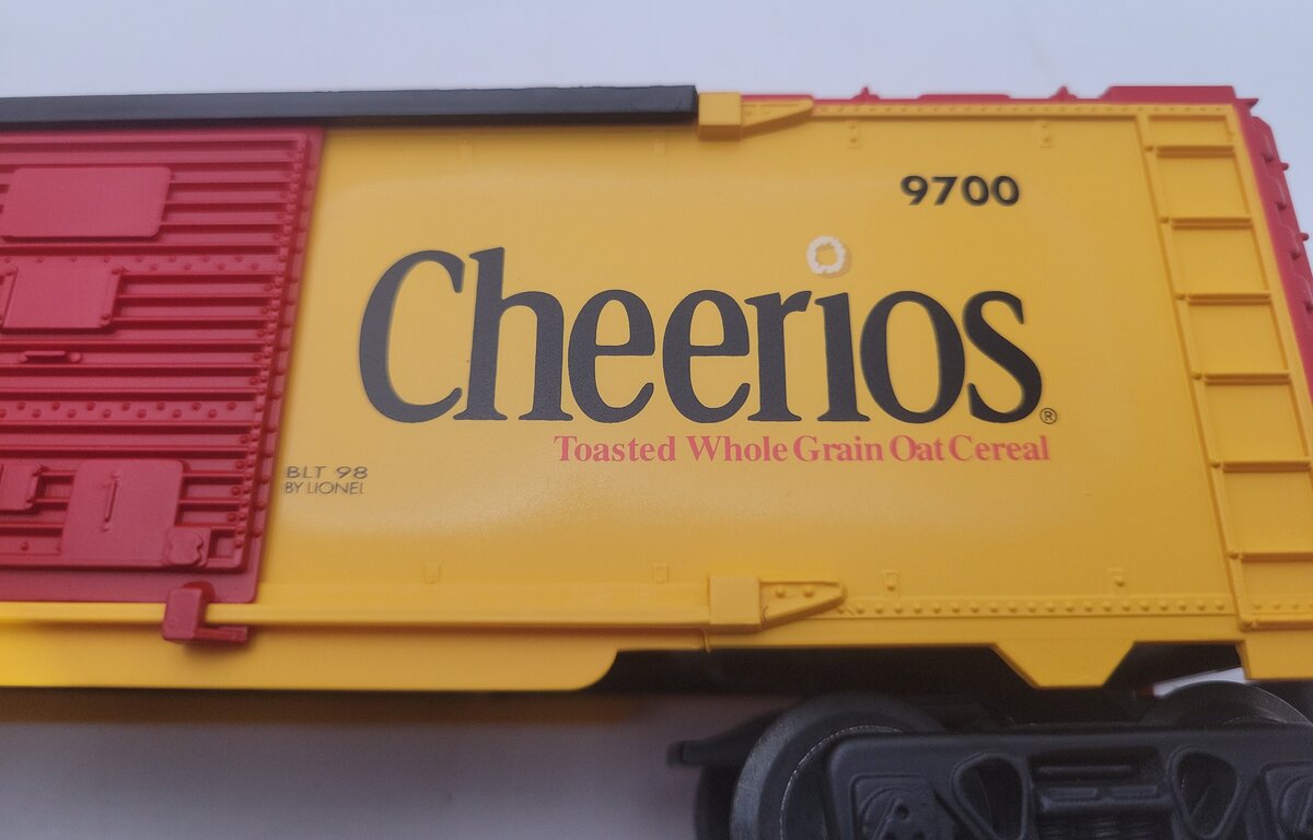 Lionel 6-26216 O Gauge Cheerios Boxcar #9700 EX/Box