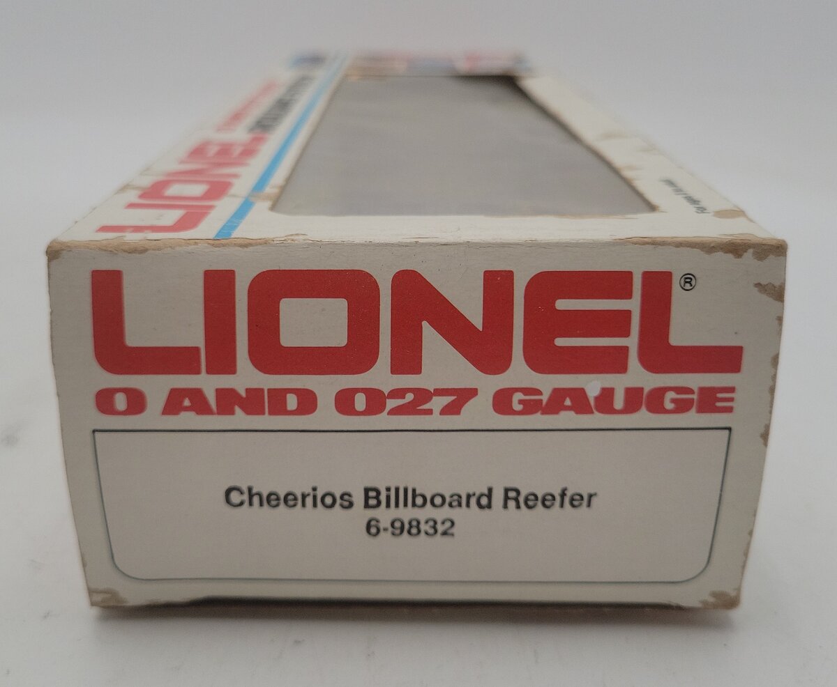 Lionel 6-9832 O Gauge Cheerios Billboard Reefer Car EX/Box