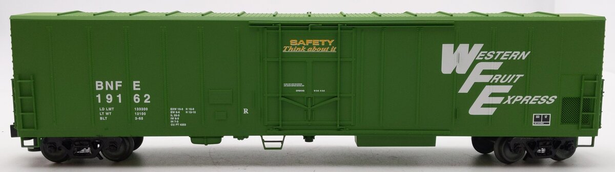 Lionel 3-17205 O Gauge BNFE LionScale 57' Refrigerator Car #19162 LN/Box