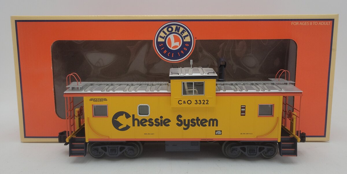 Lionel 6-17639 O Gauge Chessie System Extended Vision Smoking Caboose #3322 EX/Box