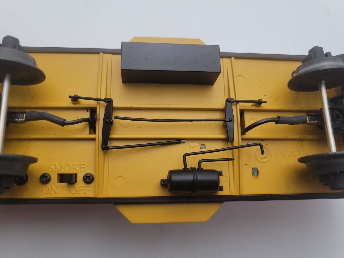 Lionel 6-17646 O Gauge Union Pacifc Bay Window Caboose EX/Box