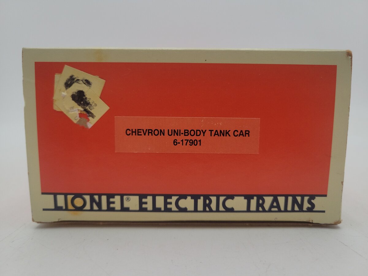 Lionel 6-17901 O Gauge Chevron Uni-body Tank Car VG/Box