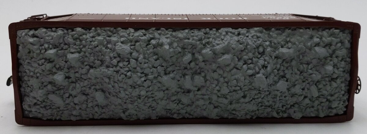 Lionel 6-17067 O Gauge Rock Island Offset Hopper w/ Gravel Load #89500 LN/Box