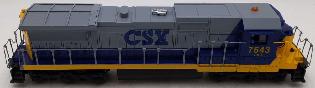 Lionel 6-18215 O Gauge CSX Dash 8 Diesel Engine #7643 LN/Box
