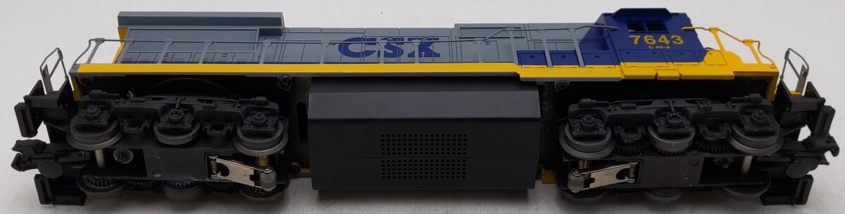 Lionel 6-18215 O Gauge CSX Dash 8 Diesel Engine #7643 LN/Box