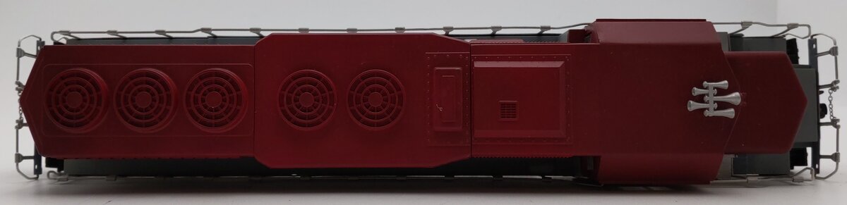 Lionel 6-18217 O Gauge Custom Painted Electro-Motive Diesel Locomotive #2000/Box