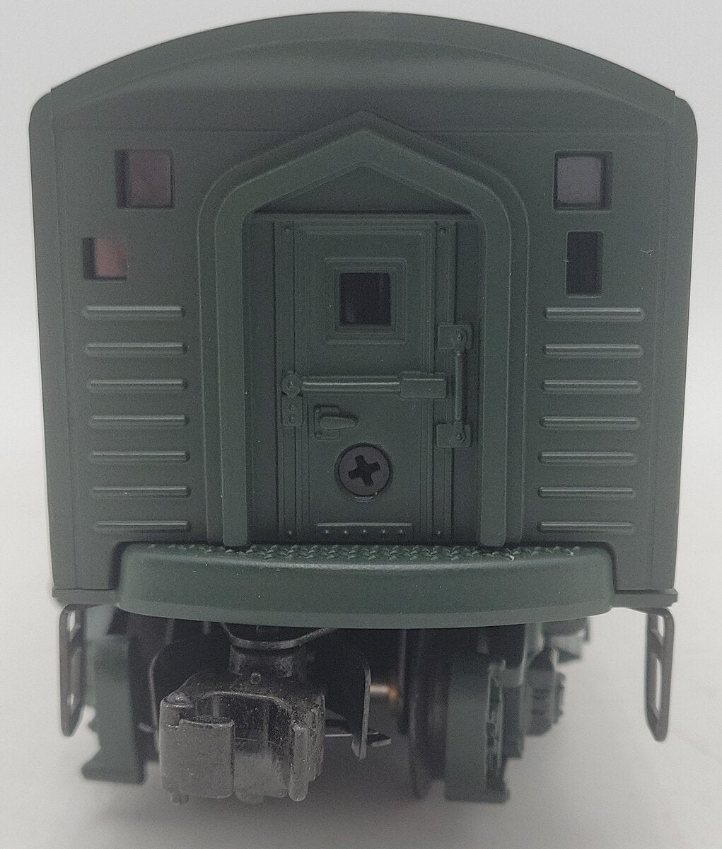 Lionel 6-18133 Northern Pacific F-3B Unit Non-Powered Diesel w RailSounds #2390C EX/Box