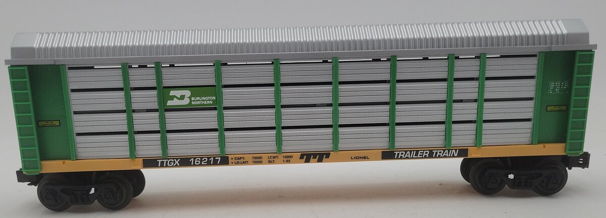 Lionel 6-16217 O Gauge Burlington Northern Auto Carrier with Screens EX/Box