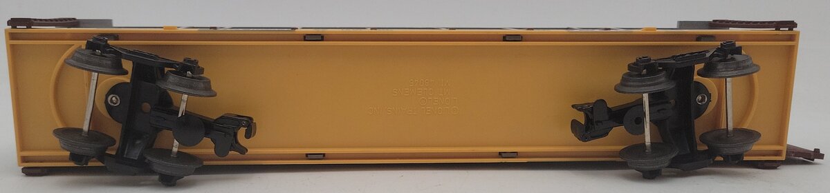 Lionel 6-16253 O Gauge Santa Fe Auto Carrier Car with Screens #16253 EX/Box