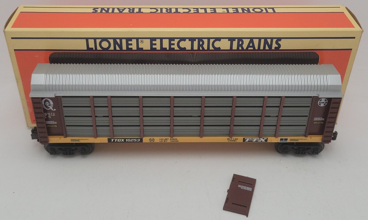 Lionel 6-16253 O Gauge Santa Fe Auto Carrier Car with Screens #16253 EX/Box