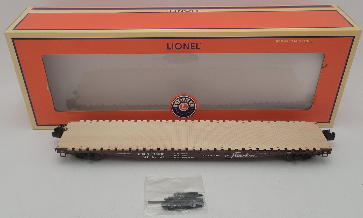 Lionel 6-19383 O Gauge Union Pacific PS-4 Flatcar w/Stakes EX/Box