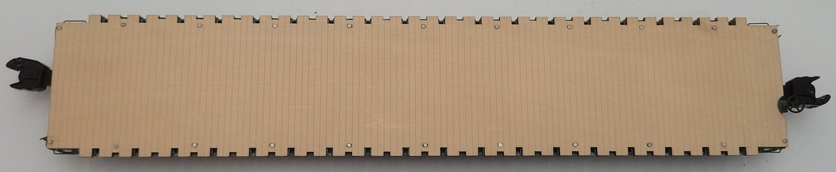 Lionel 6-19386 O Gauge Burlington Northern PS-4 Flatcar w/Stakes EX/Box