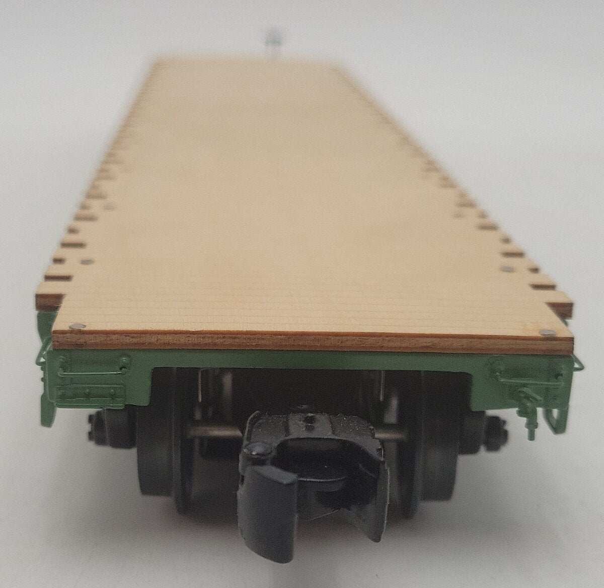 Lionel 6-19386 O Gauge Burlington Northern PS-4 Flatcar w/Stakes EX/Box