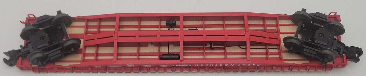 Lionel 6-29387 O GN PS-4 Flatcar w/Stakes EX/Box