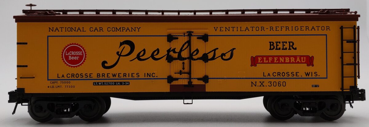 Atlas 8146-1 LaCrosse Breweries Wood Reefer Car [3 Rail] LN/Box