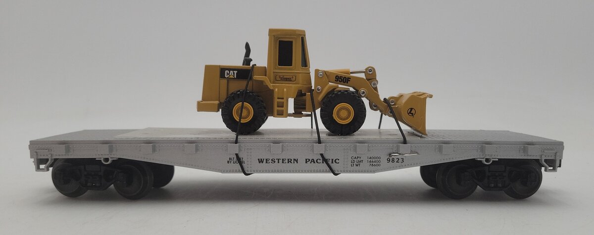 Lionel 6-17517 O Gauge Western Pacific Flatcar #9823 w/Ertl Caterpiller Loader EX/Box
