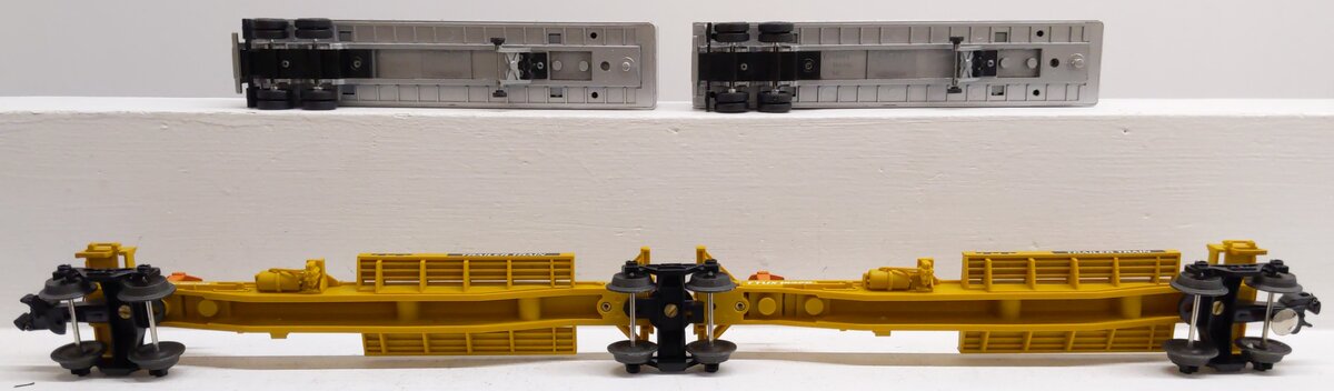 Lionel 6-16322 O Gauge TTUX Flatcar with 2 Sealand Trailers #16321, #16322 EX/Box