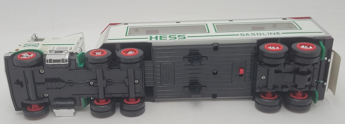 Hess 1997 Toy Truck and 2 Racers w/Real Head and Tail Lights EX/Box