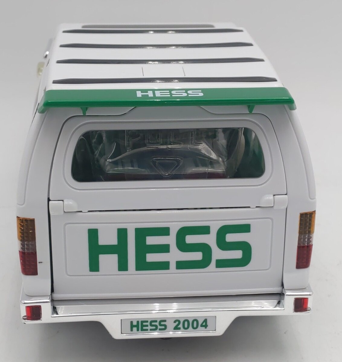 Hess 2004 Diecast Sport Utility Vehicle w/Motorcycles EX/Box