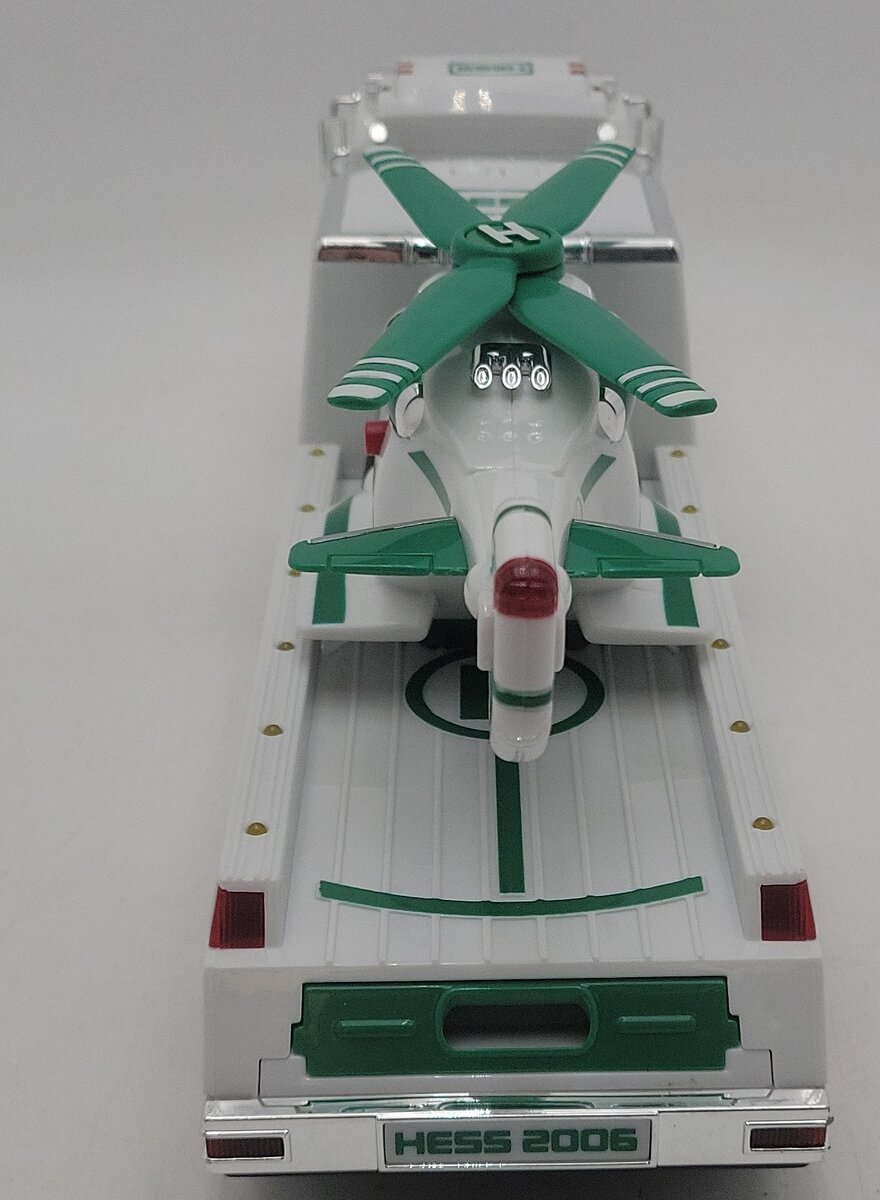 Hess 2006 Diecast Toy Truck & Helicopter w/Ramp EX/Box