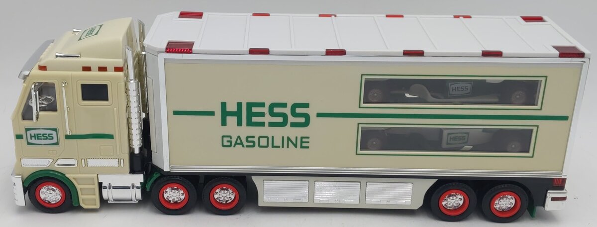 Hess 2003 Diecast Toy Truck & 2 Racecars w/Pull Back Motors EX/Box