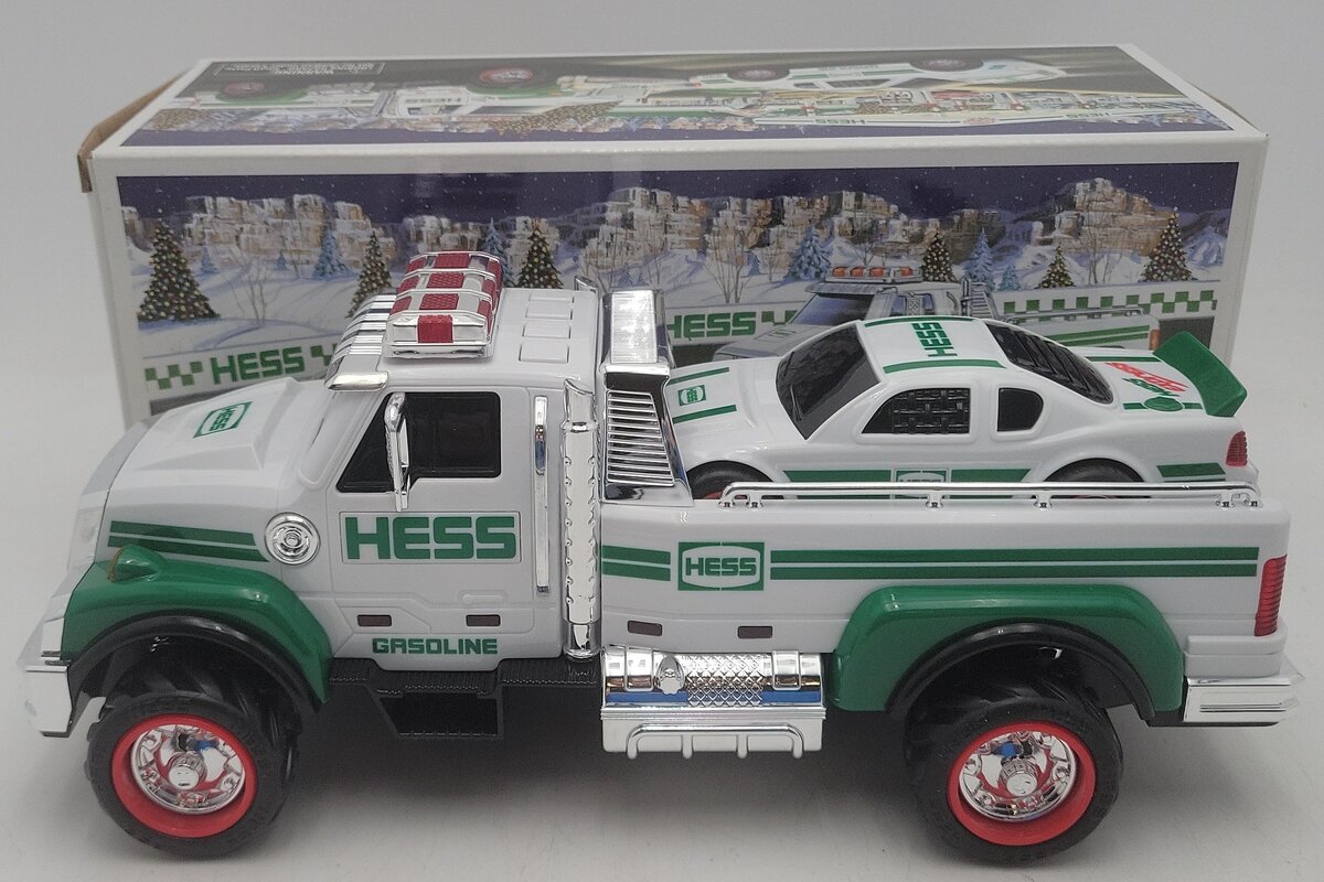 Hess 2011 Toy Truck and Race Car With Real Lights & Sound EX/Box