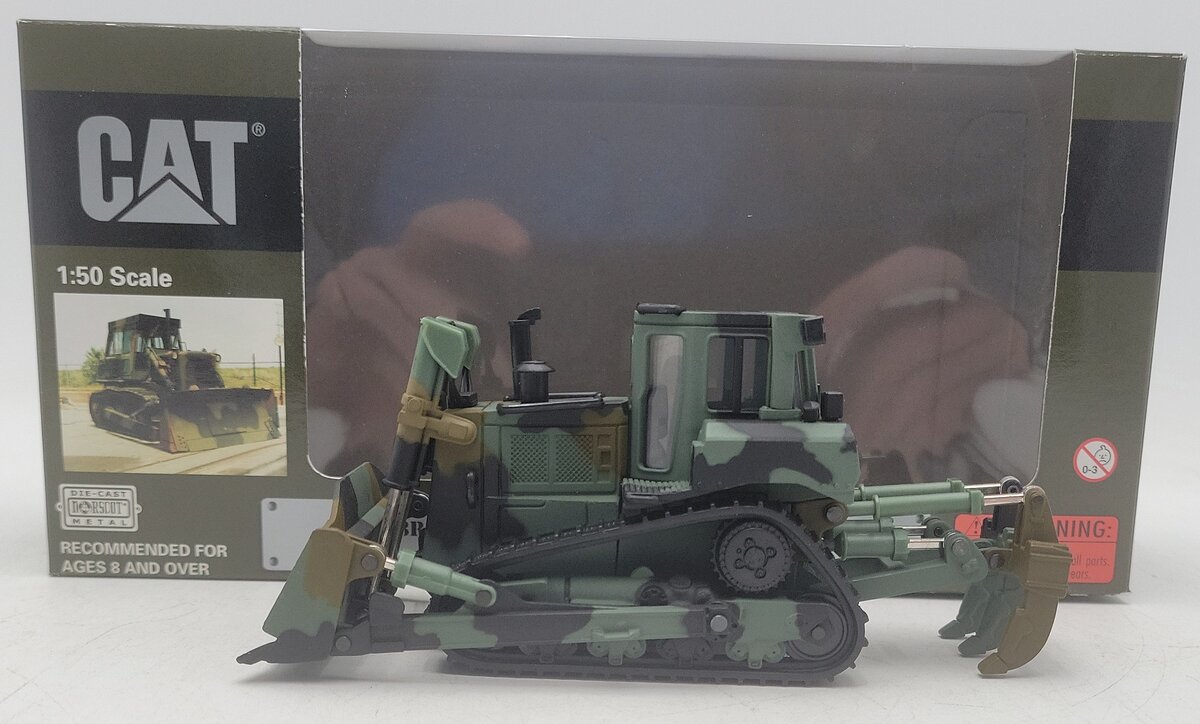 Norscot 55110 1:50 Caterpillar D8R Series II Dozer Military Construction Vehicle EX/Box