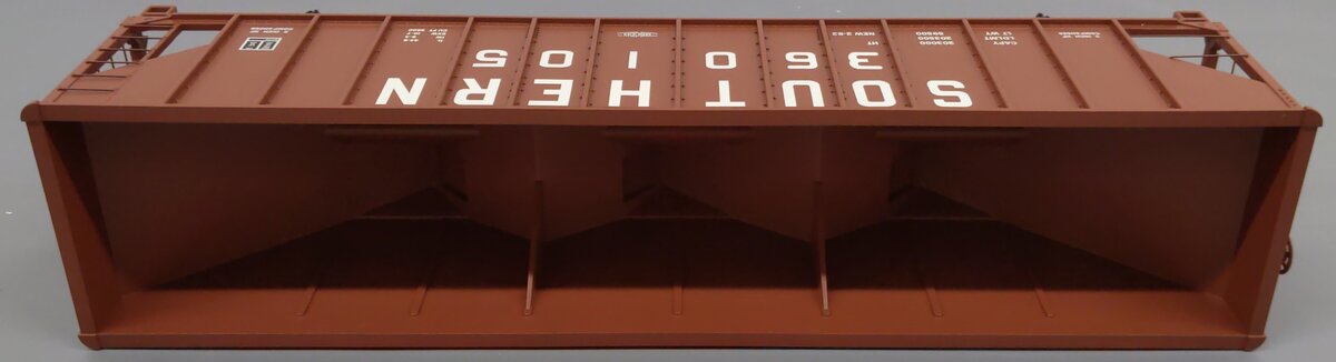 Aristo-Craft 41413P G Scale Southern 3 Bay 100 Ton Hopper #360105 (Metal Wheels) EX/Box