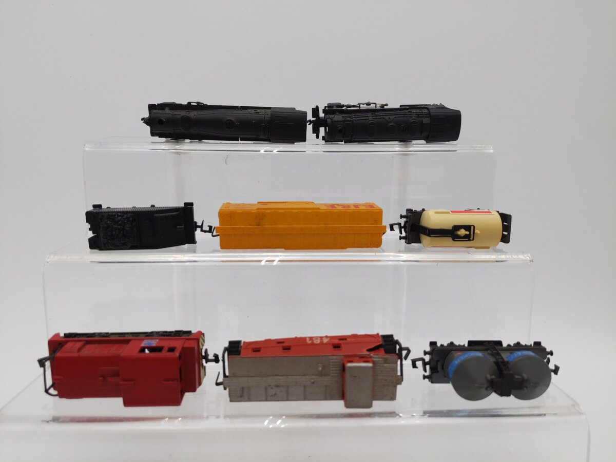Rapido and Others N Scale Assorted Steam Locomotive and Freight Cars [9] VG