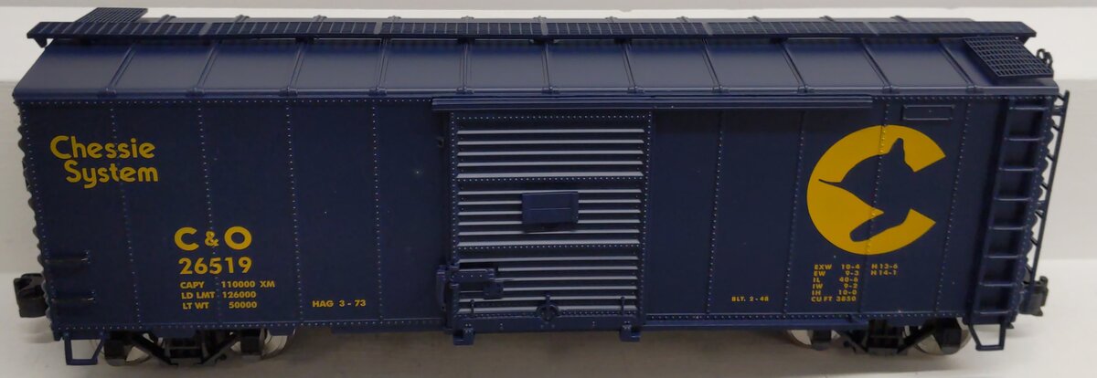 Aristo-Craft 46071 G Gauge Chessie 40' Steel Boxcar #26519 (Metal Wheels) EX/Box