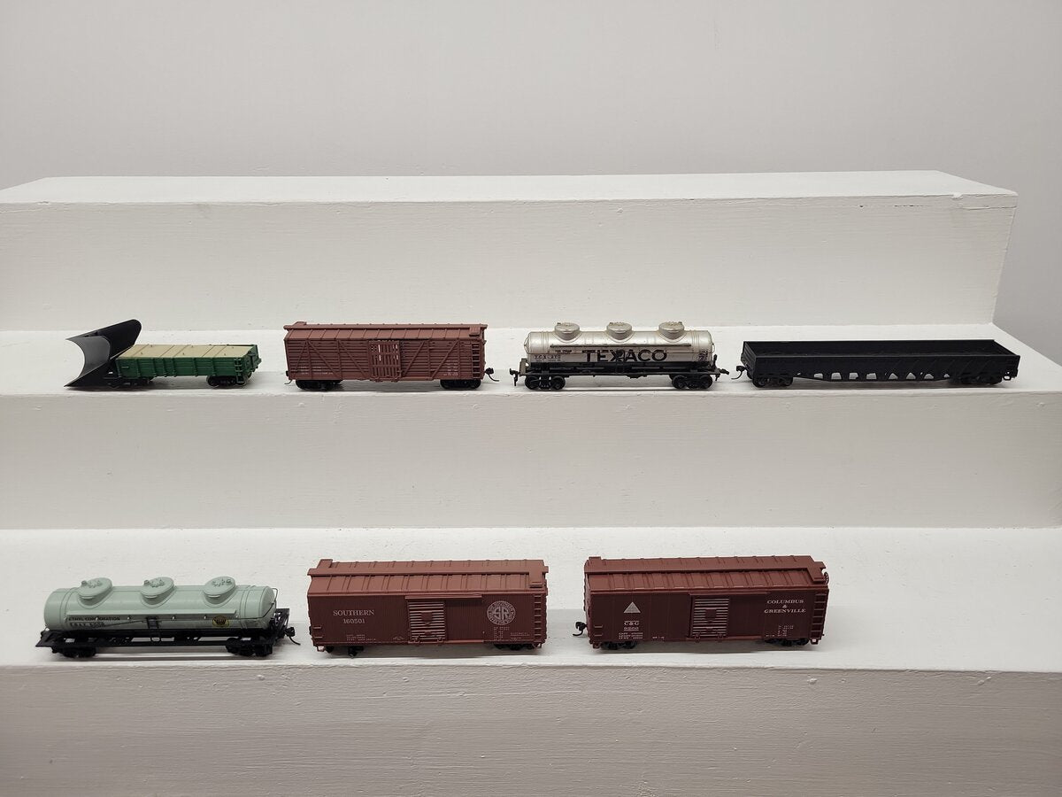 HO Scale Assorted Freight Cars #195, #9260, #160501, #6008, #270 [7] EX