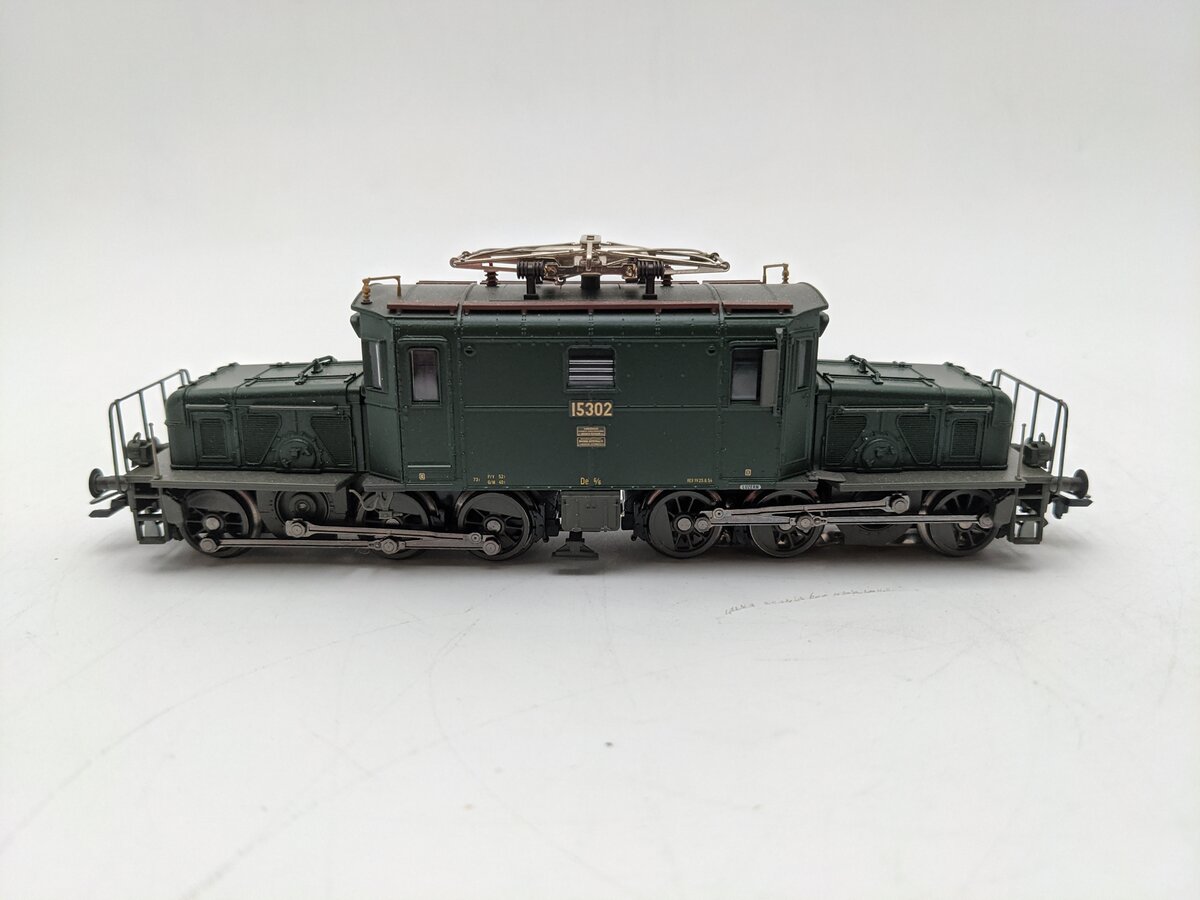 Marklin 37522 HO Scale SBB De 6/6 Seetahl Krokodil Electric Locomotive #15302 EX
