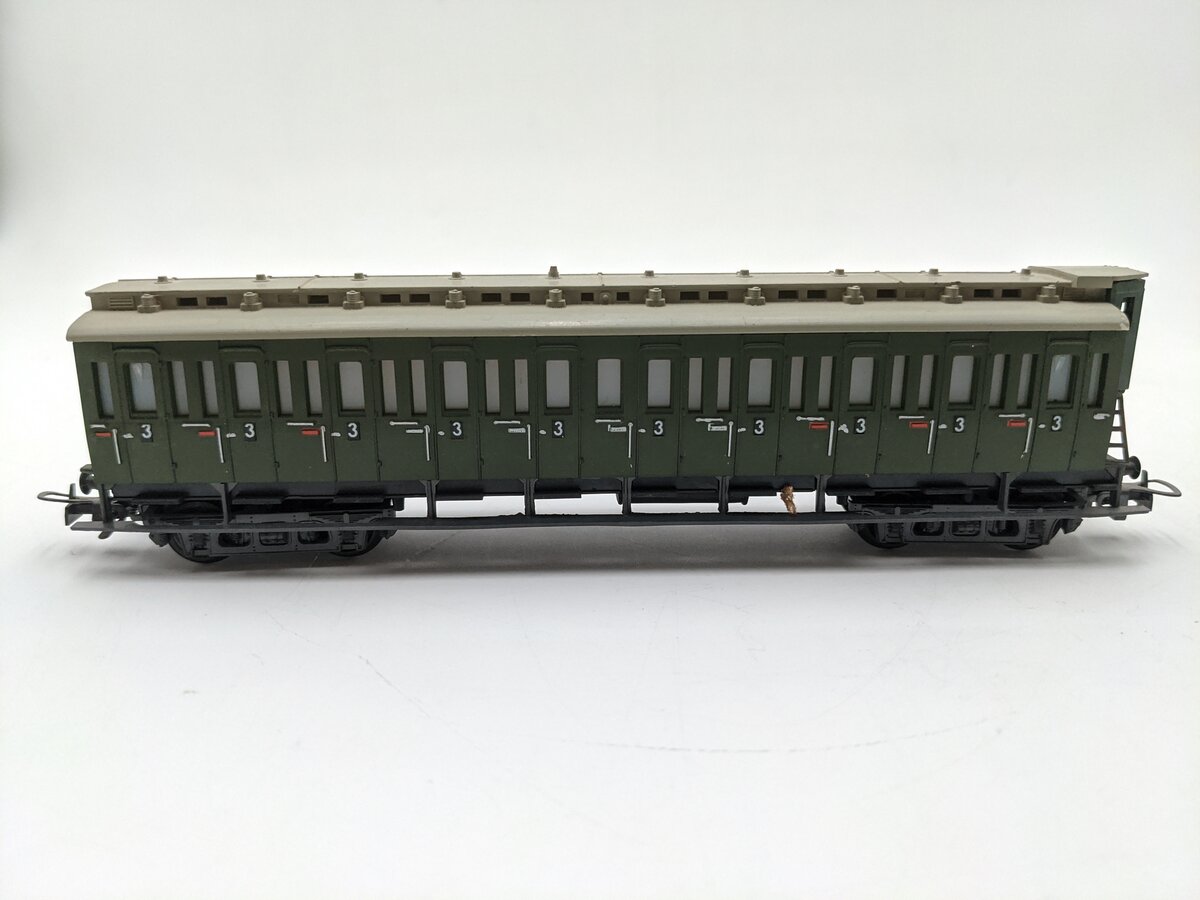Liliput 290-03 HO Passenger Coach #3 VG