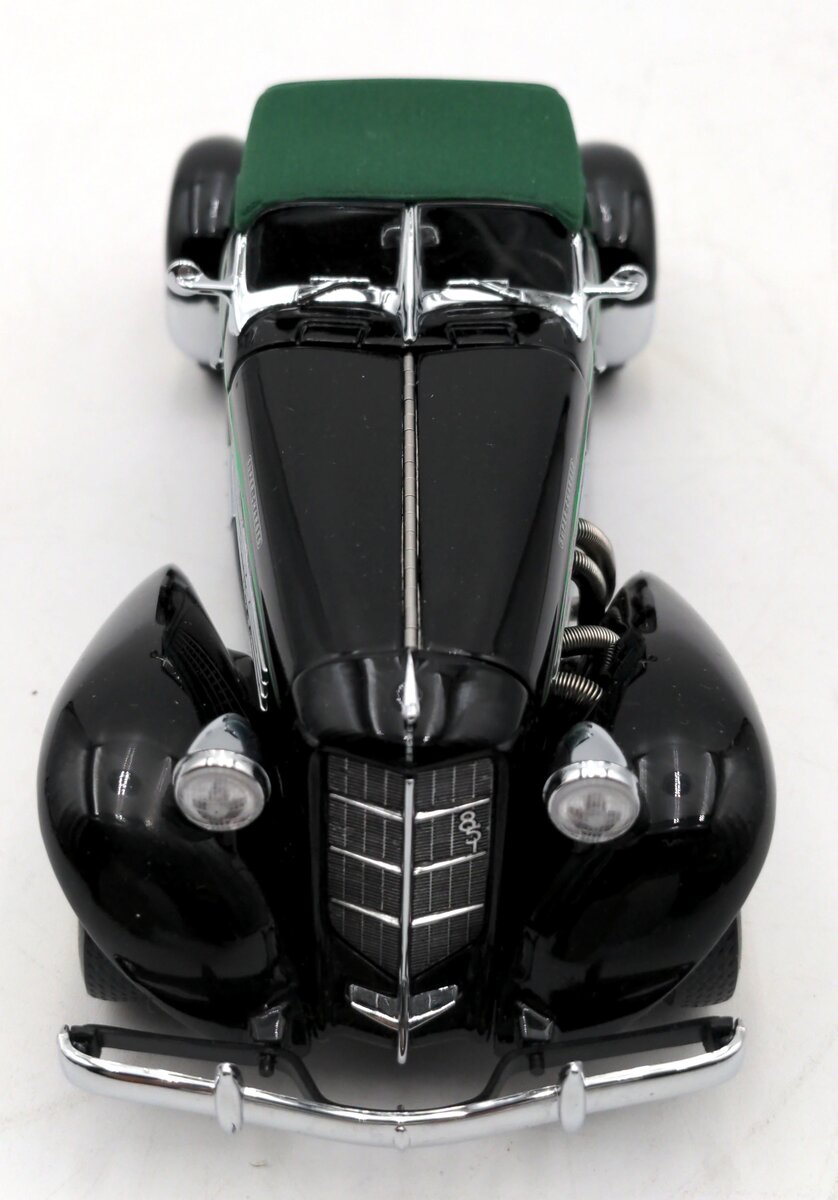 Franklin Mint B11XX97 1:24 1935 Auburn 851 Boattail Speedster in Green LN