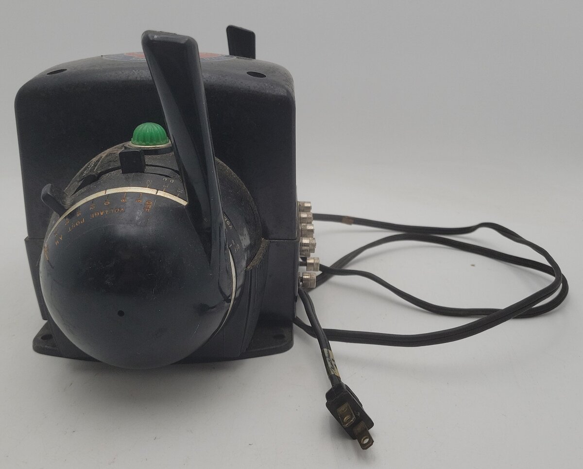 Lionel ZW Vintage O Gauge Trainmaster 275 Watt Transformer with Whistle