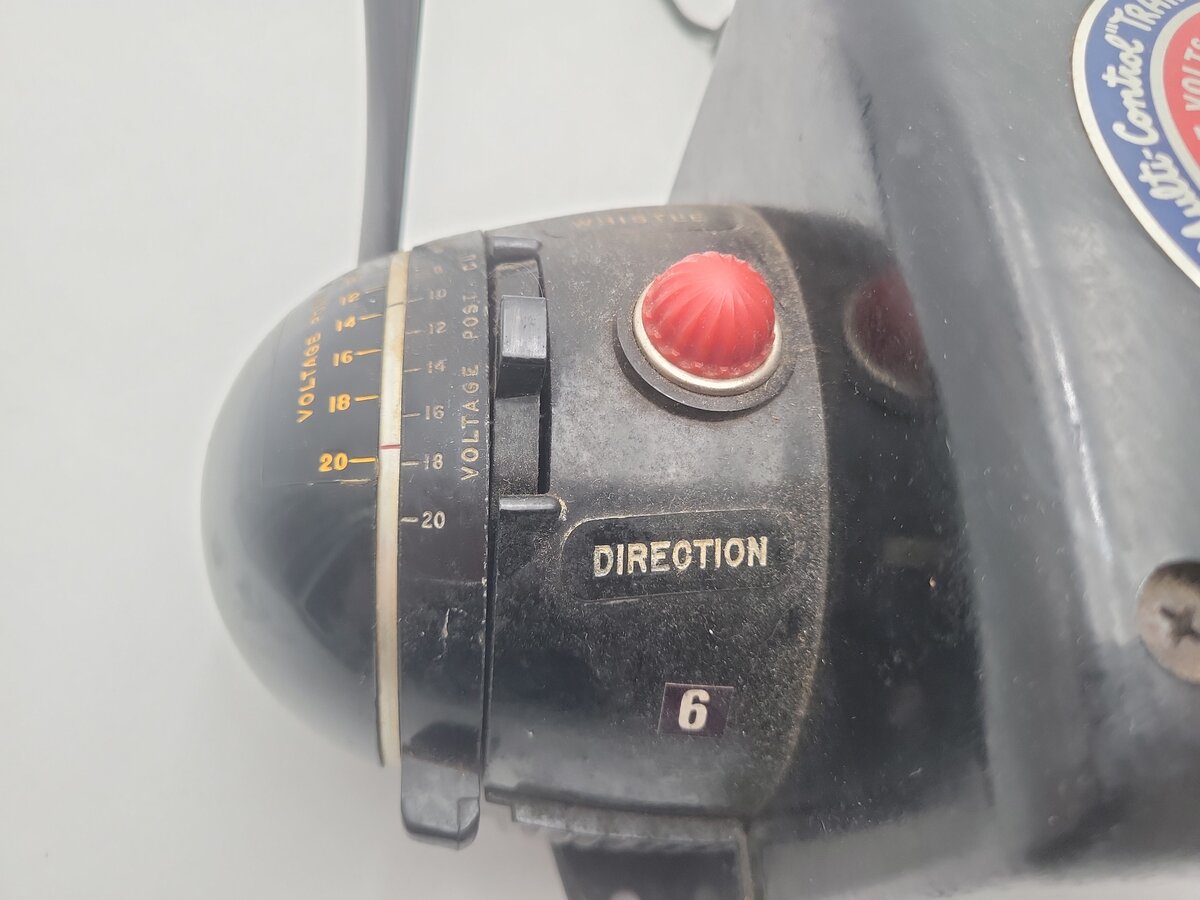 Lionel ZW Vintage O Gauge Trainmaster 275 Watt Transformer with Whistle