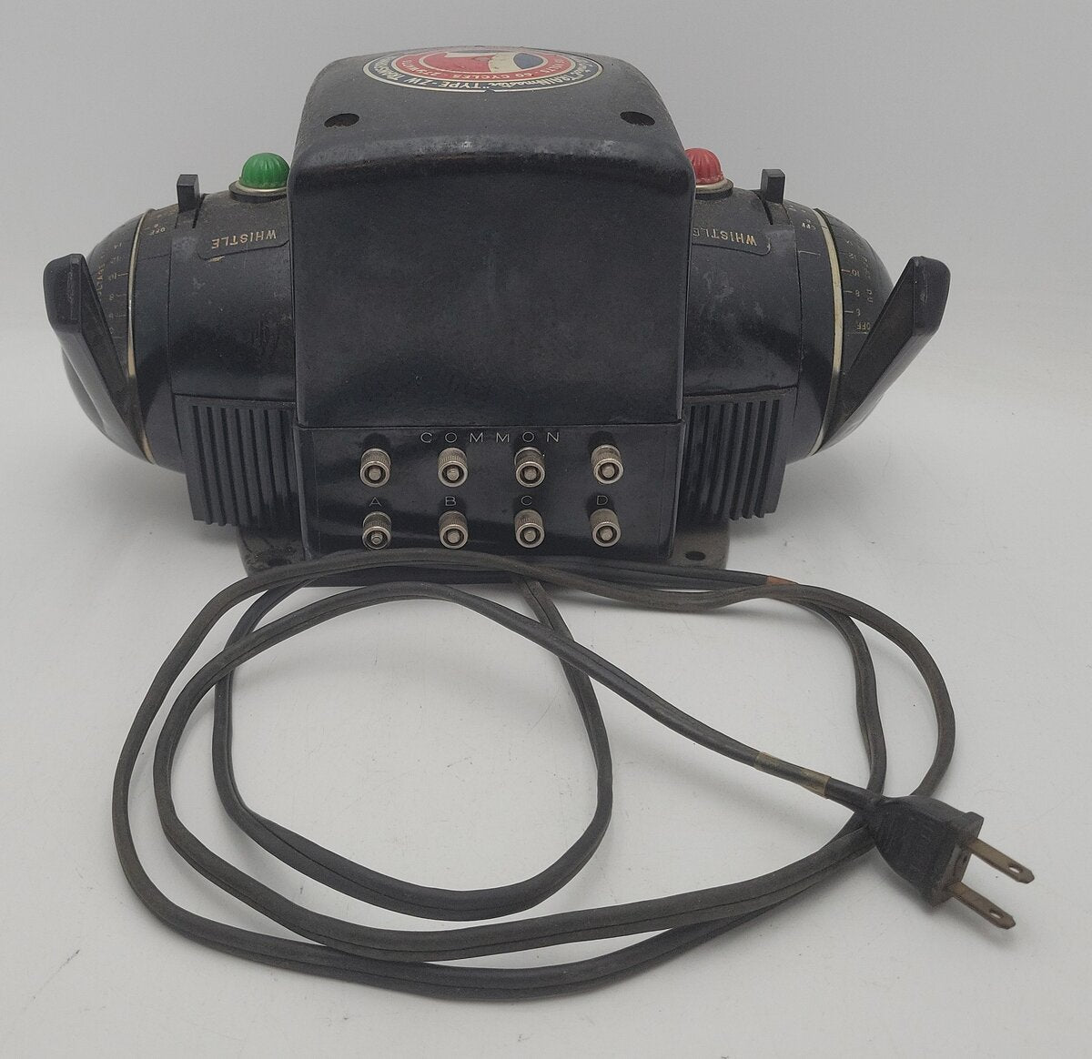 Lionel ZW Vintage O Gauge Trainmaster 275 Watt Transformer with Whistle